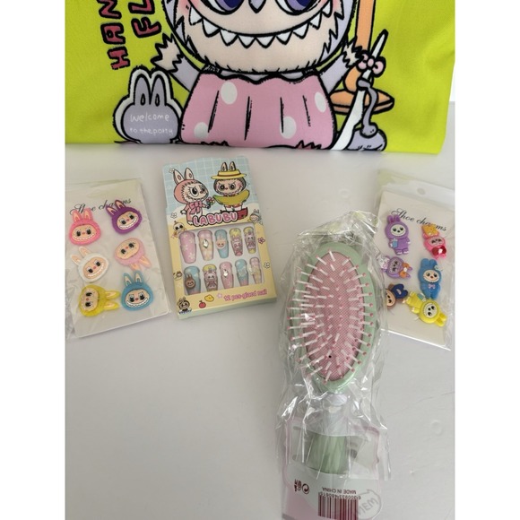 Gift Set 5pcs- Labubu Tote Bag, Shoe Charms, Hair Brush, Stick On Nail Set NEW - Picture 4 of 12